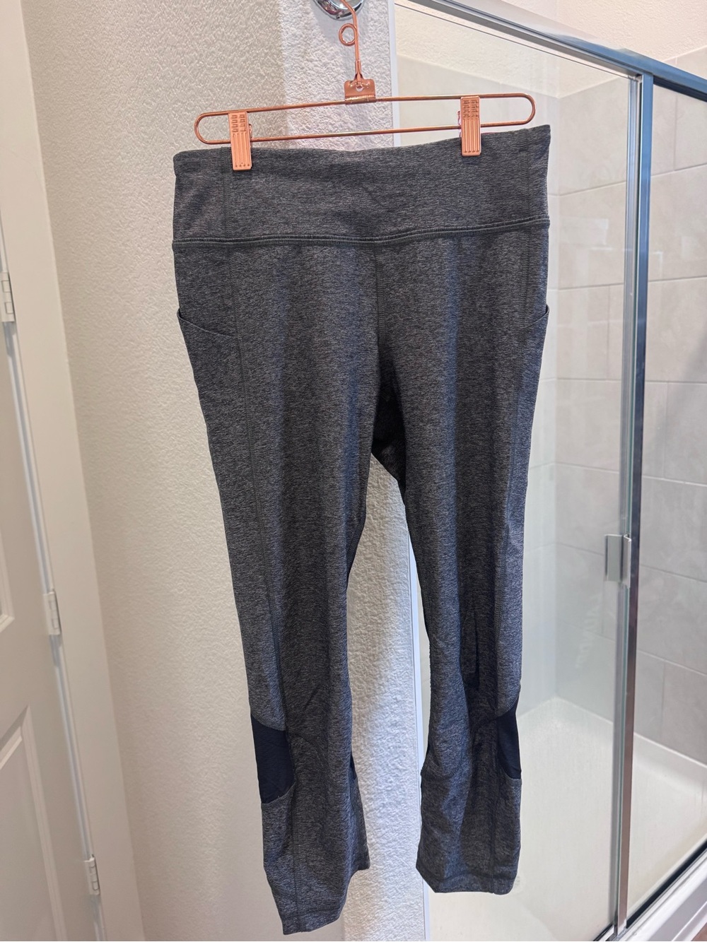 Gray lulu lemon Leggings with Side Pockets